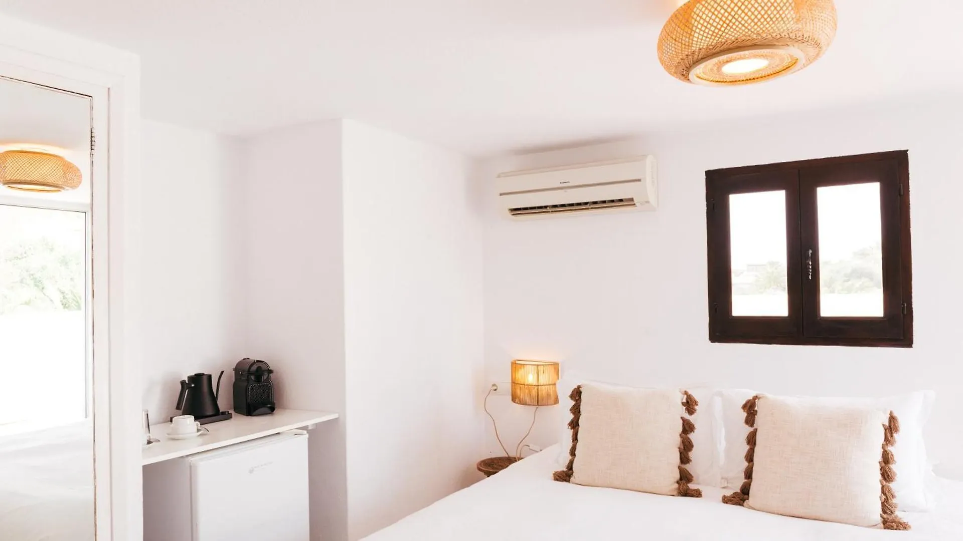 Hotel Unio Ibiza - Adults Only Cala Vadella  4*, Cala Vadella (Ibiza) Spagna